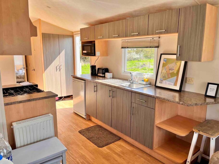 Lola'S Caravan. Your Home Away From Home. Parkeston Exterior foto